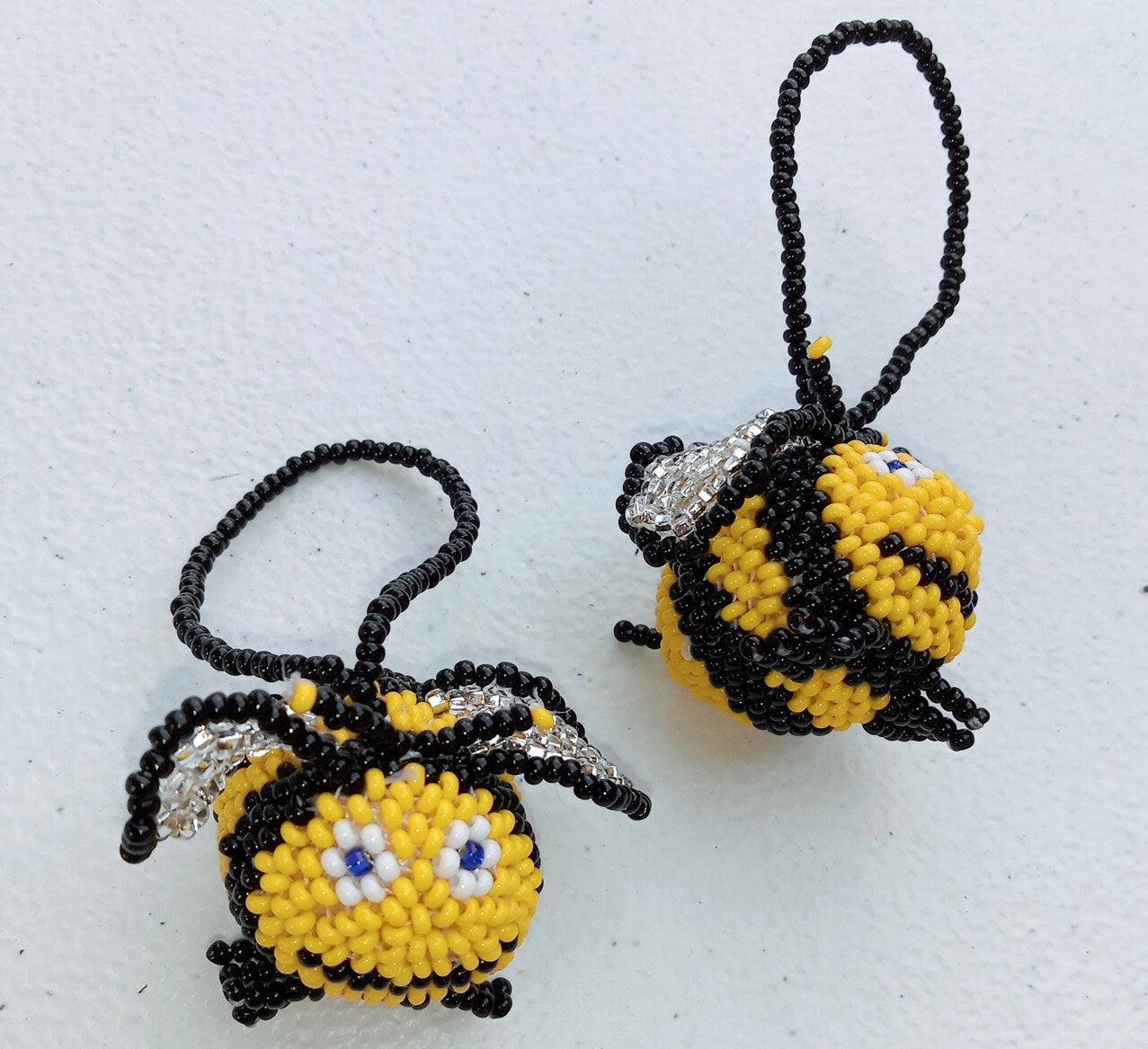 BEADED BEE Hanging ORNAMENT Gift For Insect Lovers - Czech Glass Seed Beads And Nylon Thread
