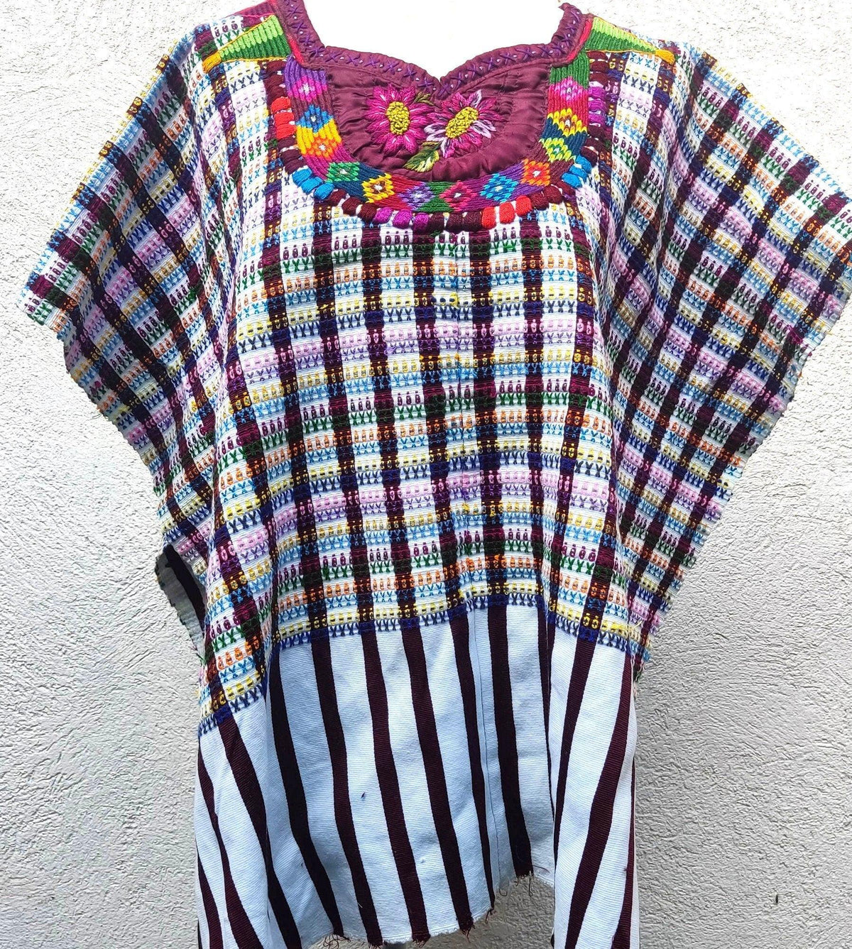 Vintage Handmade EMBROIDERED Rombus An Flowers SANTIAGO ATITLAN huipil cotton wall decor tapestry 211