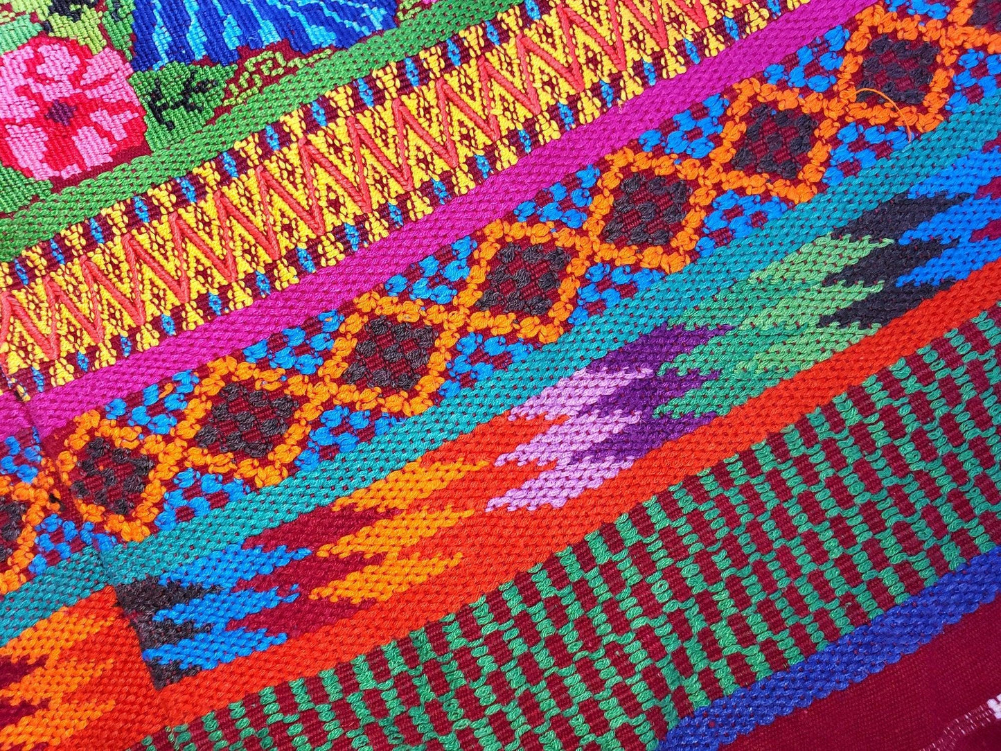 NEW! unique Guatemala handmade weaved cotton runner -Huipil from San Antonio Aguas Calientes-