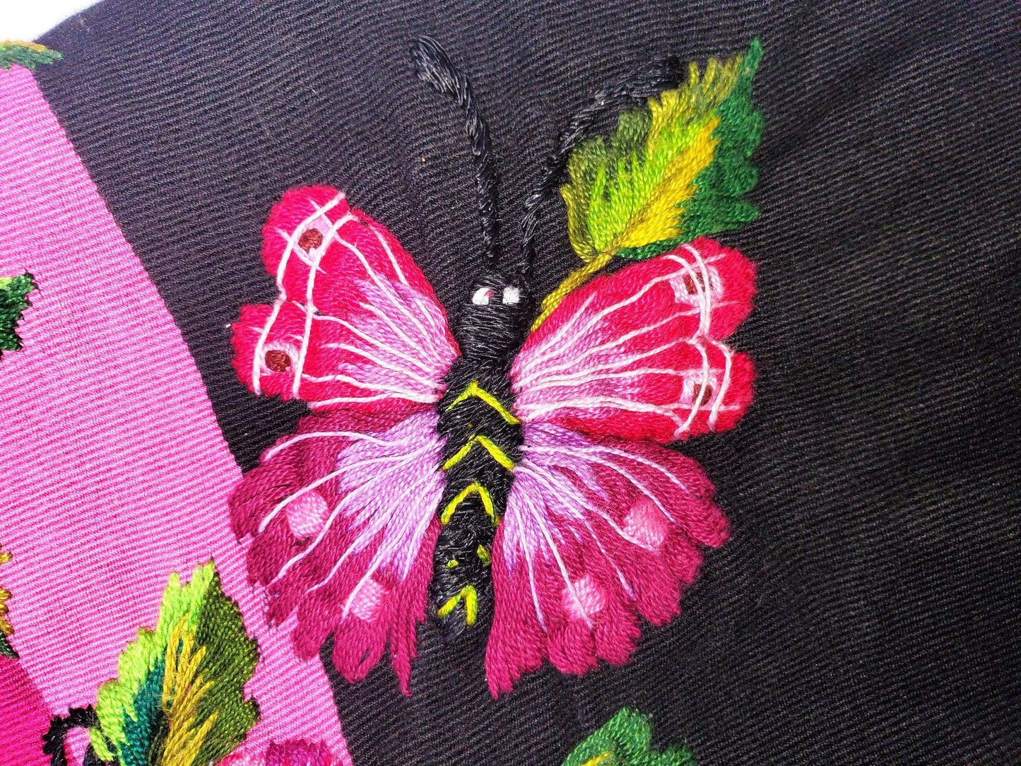 Vintage Santiago Atitlan Huipil Embroidery BIRDS Cotton TAPESTRY And BLOUSE - Home Wall Decor Floral Wall Hanging Blouse