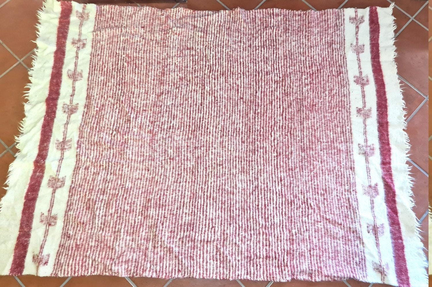 Guatemalan WOOL Woven Blanket Made in MOMOSTENANGO - Poncho