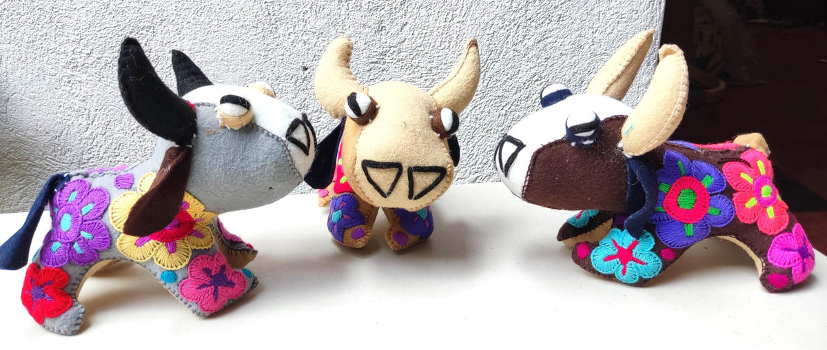 Handmade Stuffed Artistic Multicolor LION And BUFFALO Felt Toy