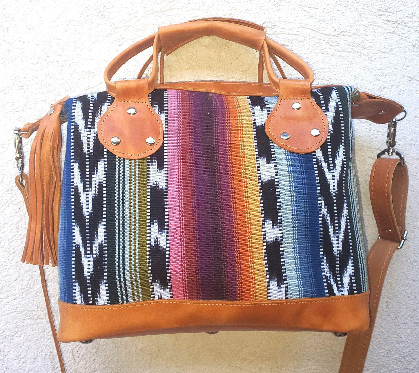 Tan leather / Pattern 3017