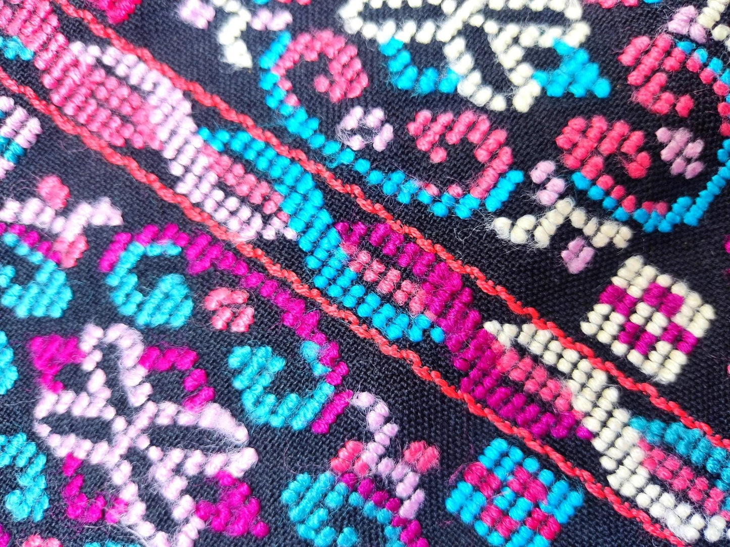Unique Guatemala Handmade WEAVED Cotton multicolor ZUNIL Corte -Fabric per yard-