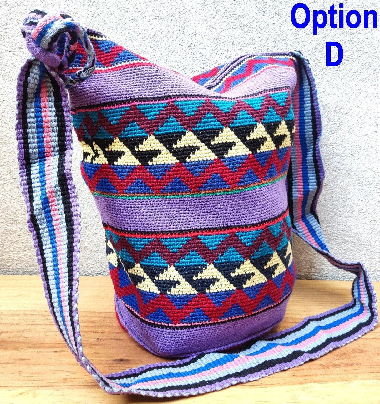 Guatemalan handmade cotton crocheted crossbody tote bag