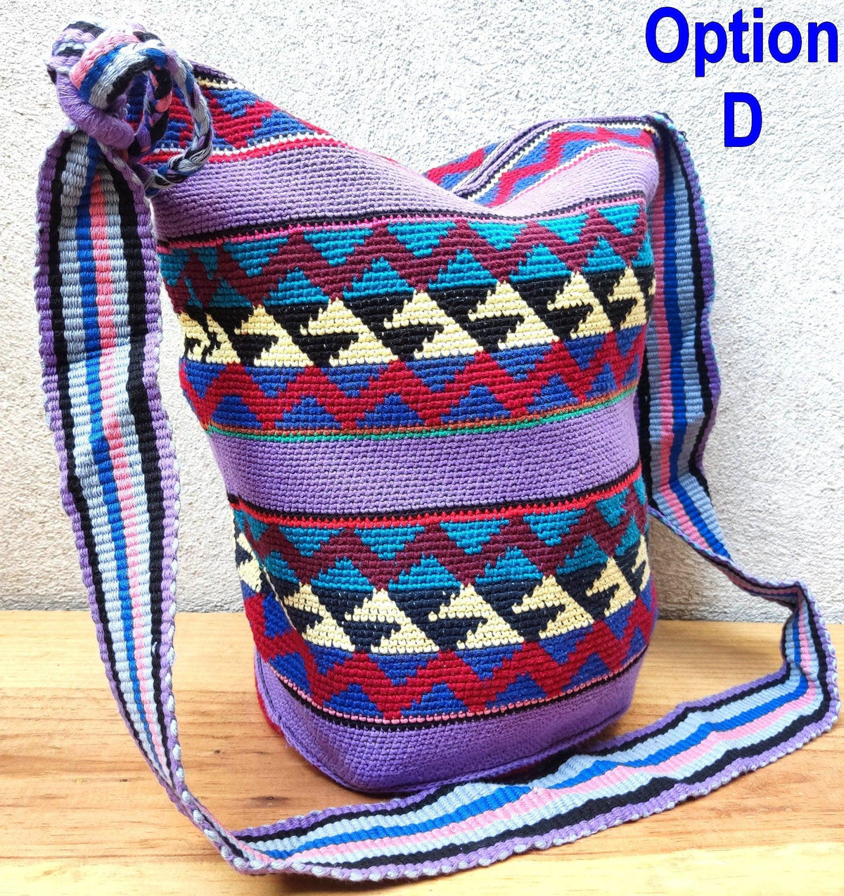 Guatemalan handmade cotton crocheted crossbody tote bag