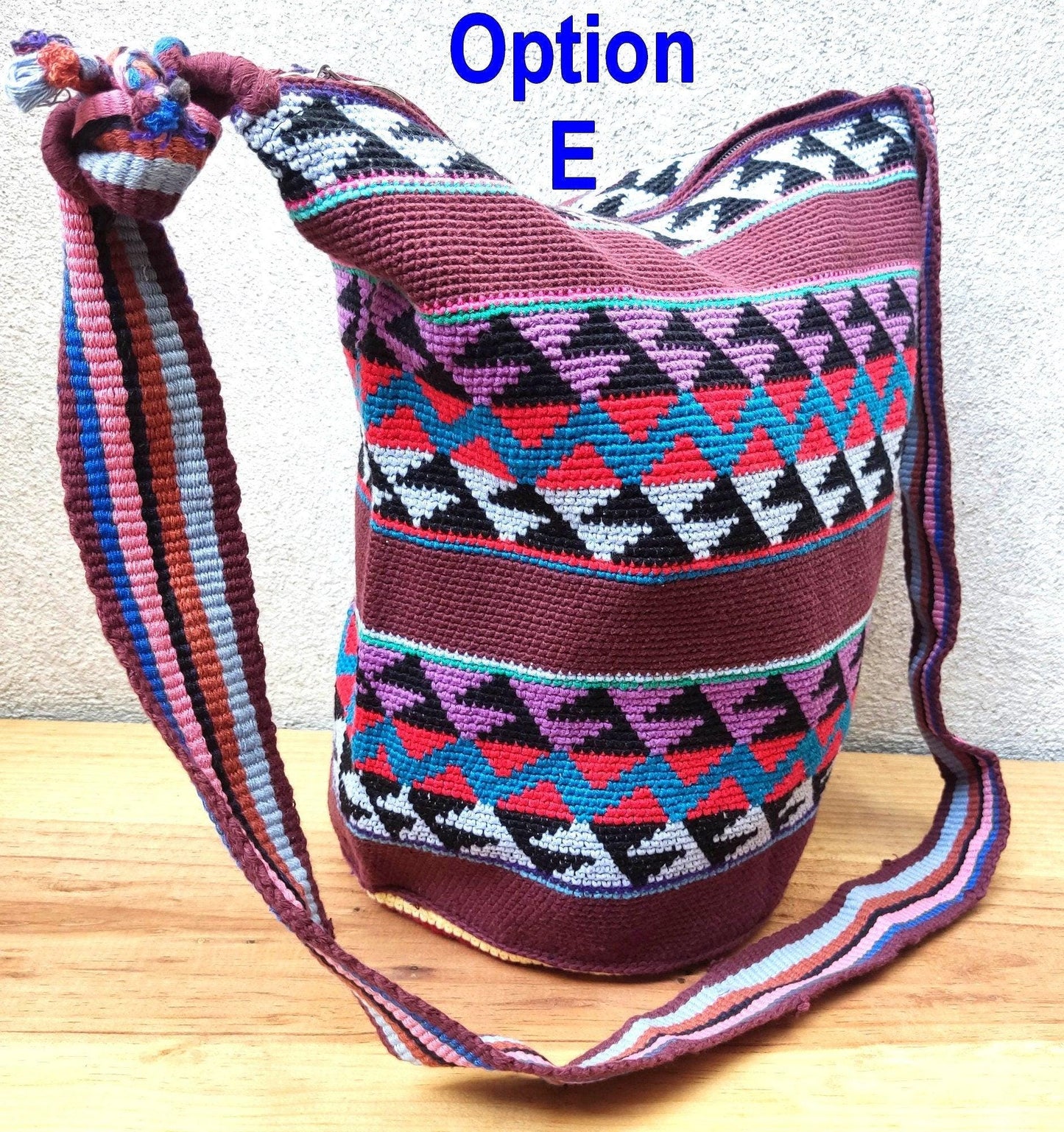 Guatemalan handmade cotton crocheted crossbody tote bag