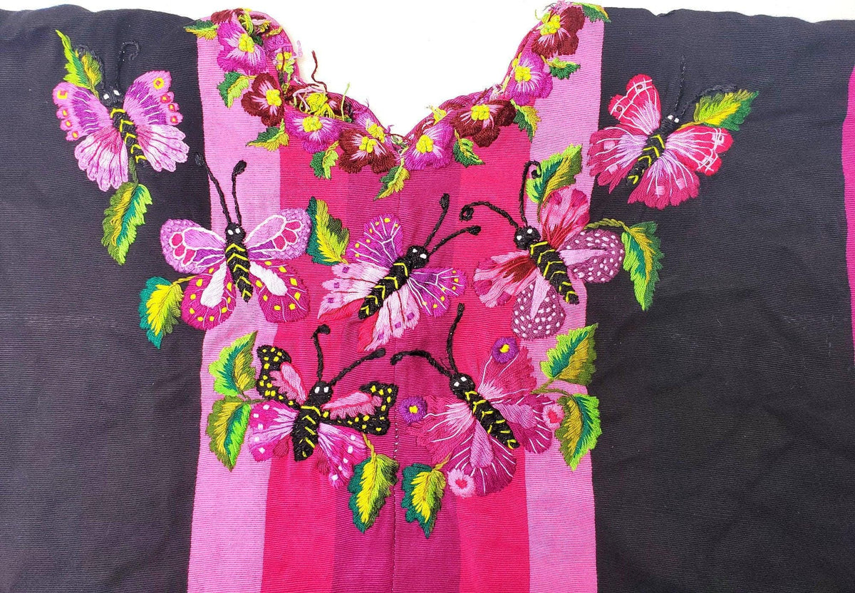 Vintage Santiago Atitlan Huipil Embroidery BIRDS Cotton TAPESTRY And BLOUSE - Home Wall Decor Floral Wall Hanging Blouse