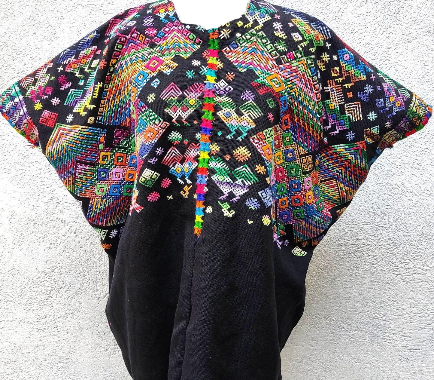 Vintage Nahuala Huipil Weaved GEOMETRIC Cotton TAPESTRY And BLOUSE - Home Wall Decor Wall Hanging Blouse -