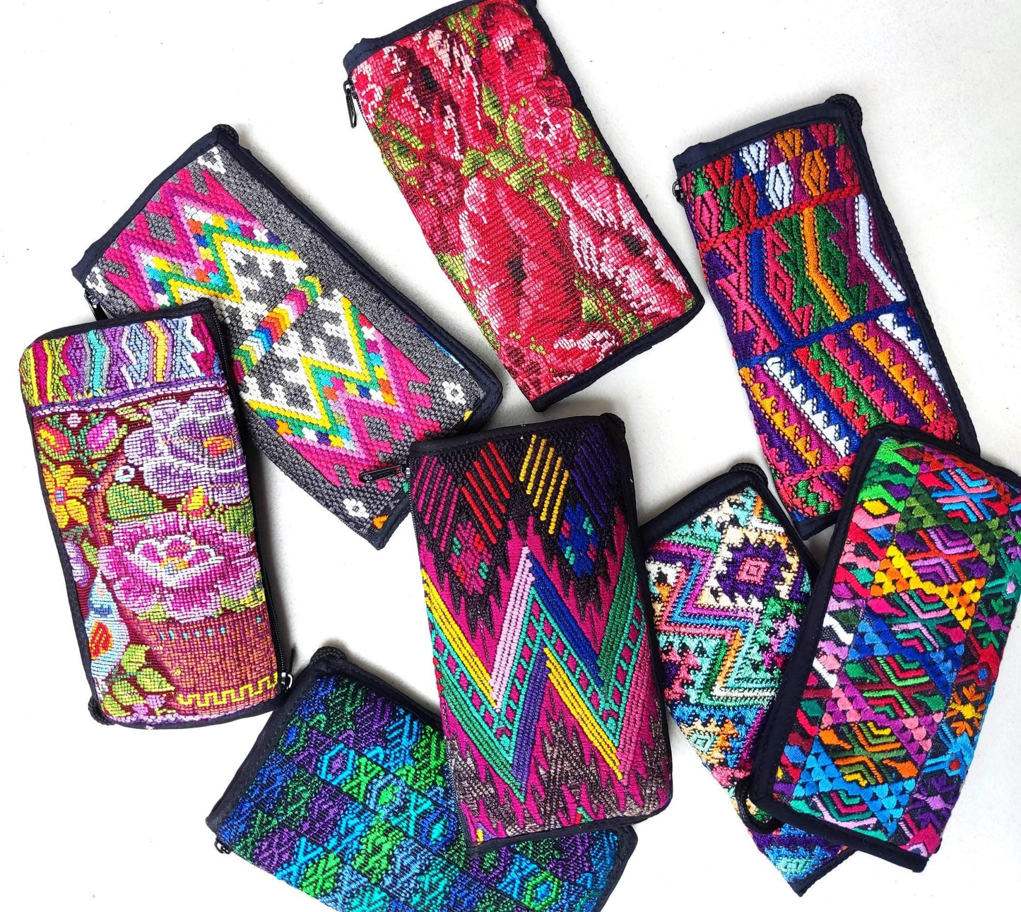 Guatemalan Upcycled hUIPIL CASE for SUNGLASSES purse