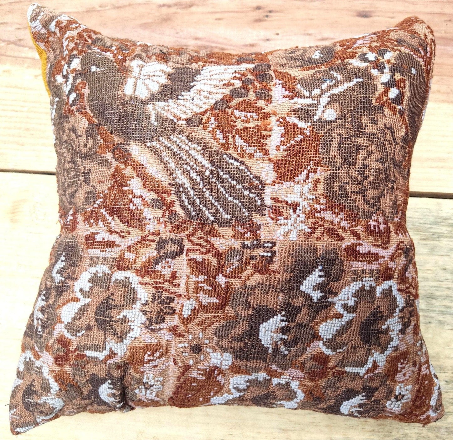 Guatemalan Upcycled Pillow Cover / Ethnic Comalapan Dove Cushion Case / 13.5 x13.5 inches