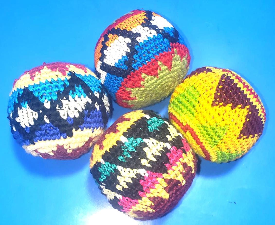 Mandmade Cotton Hacky Sacks, Multicolor Crocheted Juggling Balls with Storage Bag, 2.4 Inch, 35g, Pack of 4