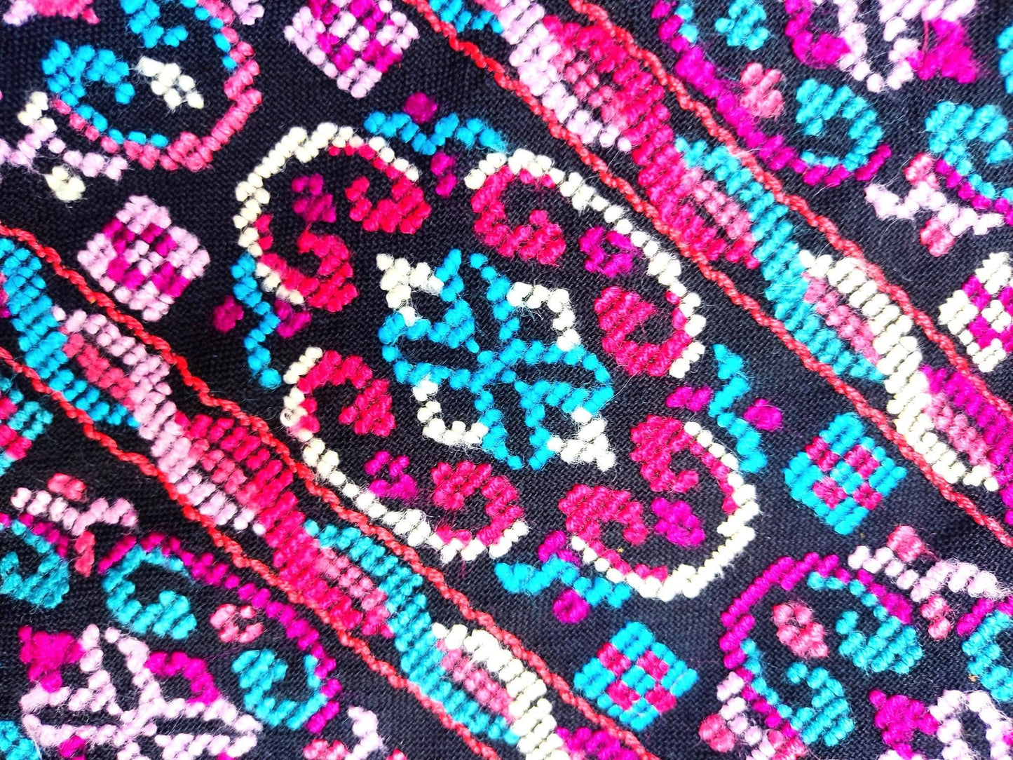 Unique Guatemala Handmade WEAVED Cotton multicolor ZUNIL Corte -Fabric per yard-