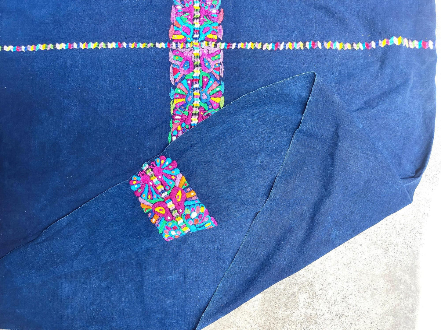 GUATEMALAN XENACOJ Denim Cotton Corte FABRIC Per Yard - Vintage Embroidered Hand Woven Fabric