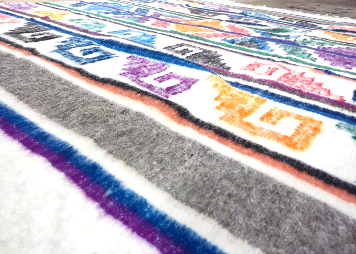 Organic PONCHO Wool GUATEMALAN BLANKET For Winter Season -Traditional Blanket Made In Momostenango