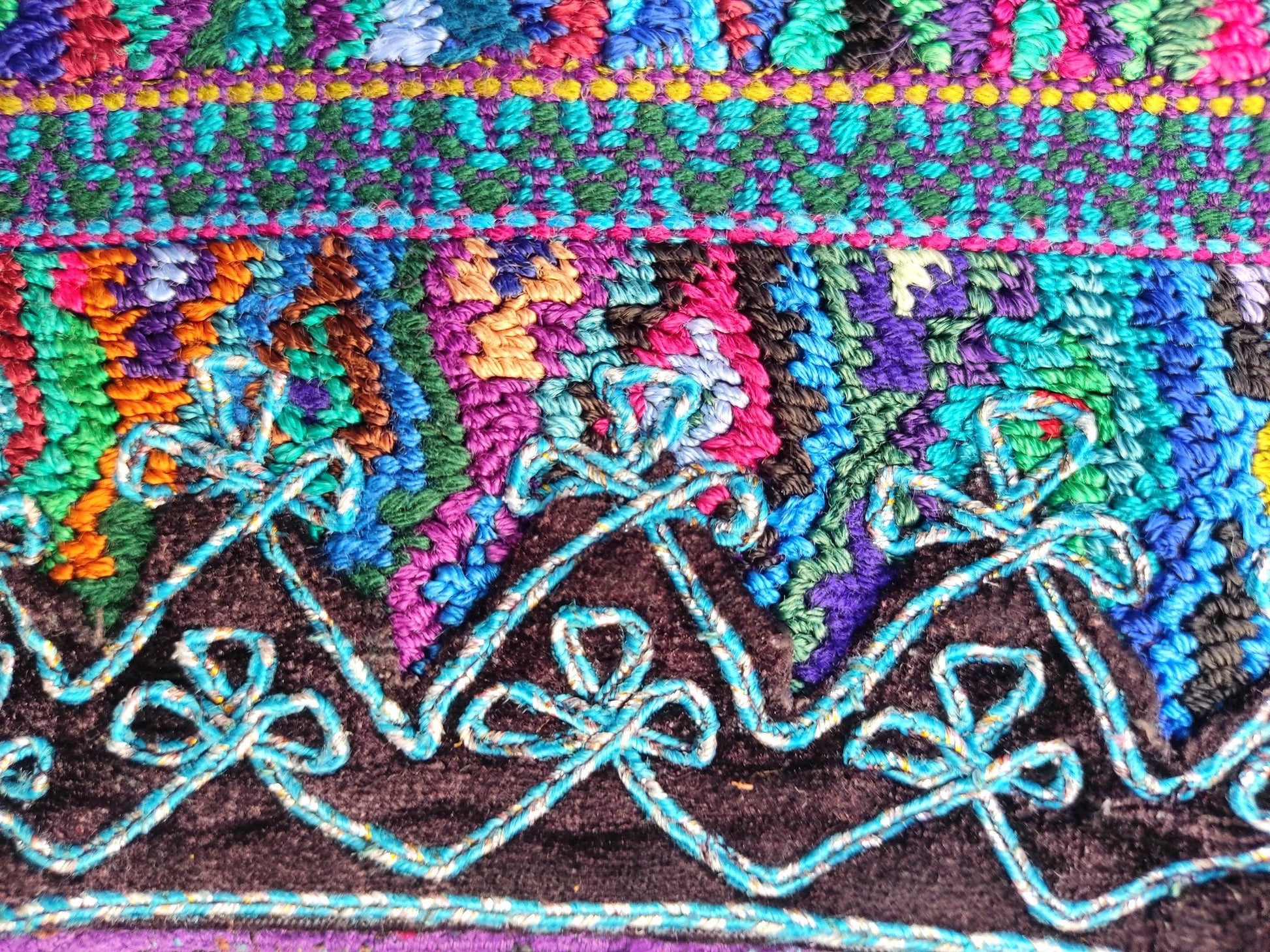 Vintage San Antonio Palopo Huipil Embroidery Geometric Pattern Cotton TAPESTRY And BLOUSE - Home Wall Decor Floral Wall Hanging Blouse
