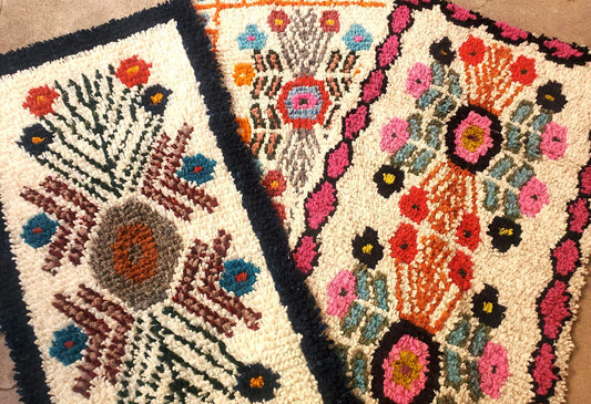 Handwoven WOOL RUG made in MOMOSTENANGO Guatemala / Flowers pattern