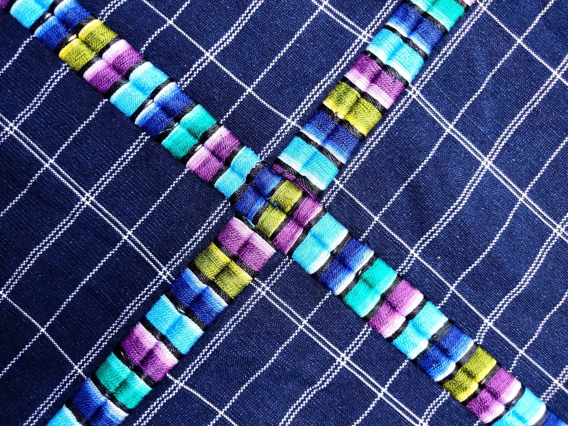 GUATEMALAN Santa Maria De Jesus Cotton Grid Corte FABRIC Per Yard - Vintage Embroidered Hand Woven Fabric