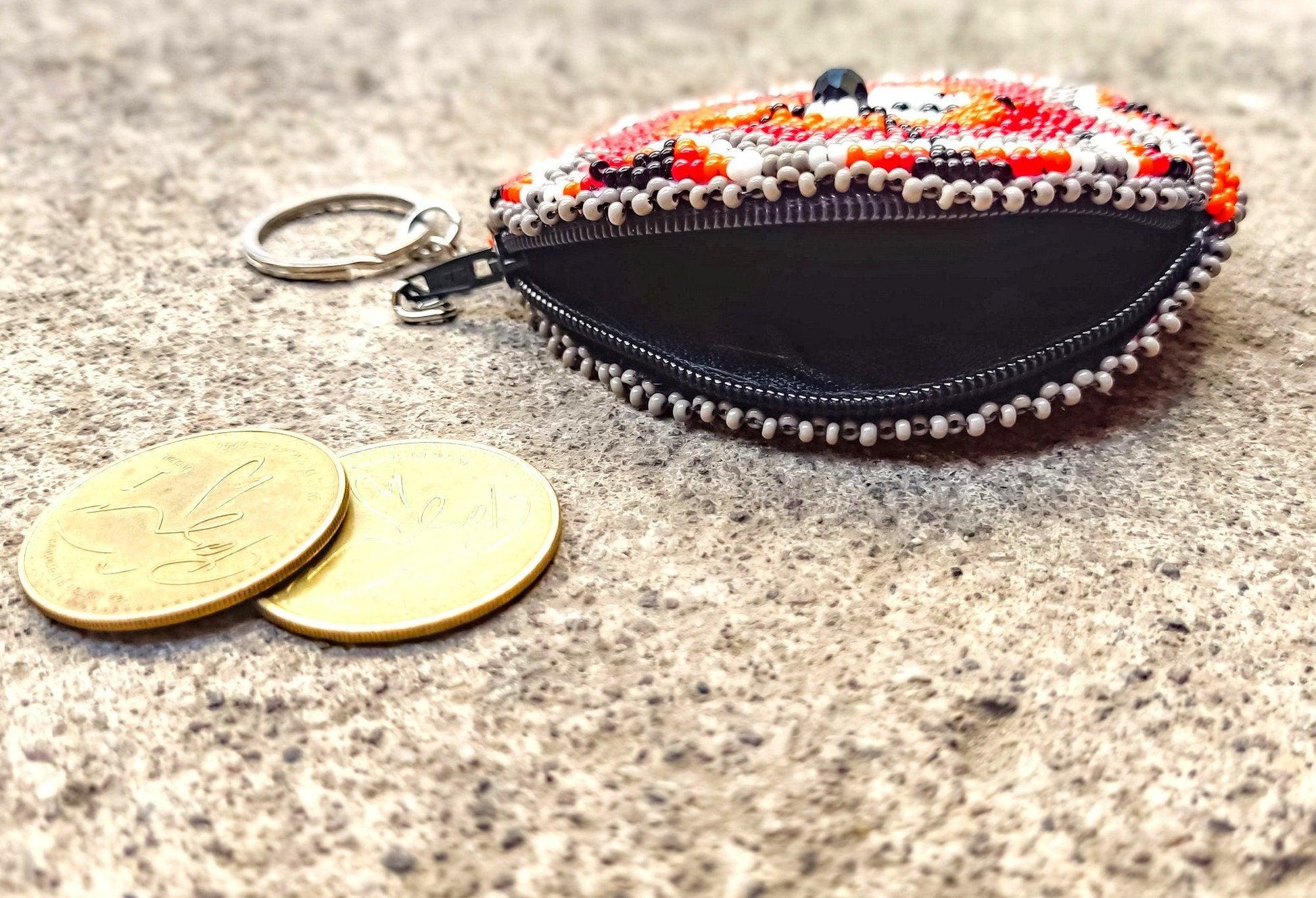 Handmade Round ARTISTICALLY Made Beaded COIN PURSE Key Ring
