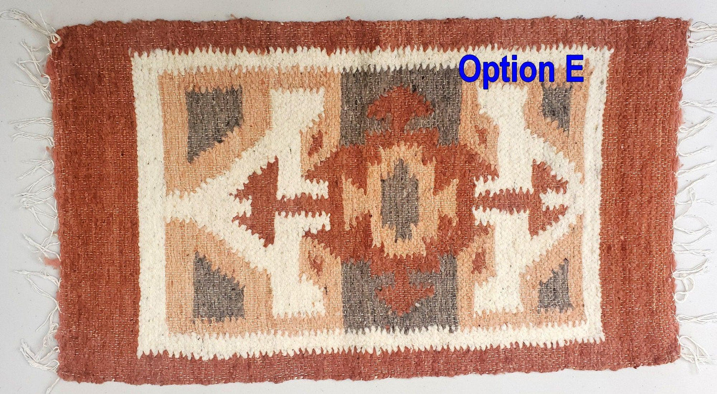 Handwoven WOOL RUG made in MOMOSTENANGO Guatemala / Geometric pattern