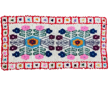 Handwoven WOOL RUG made in MOMOSTENANGO Guatemala / Flowers pattern