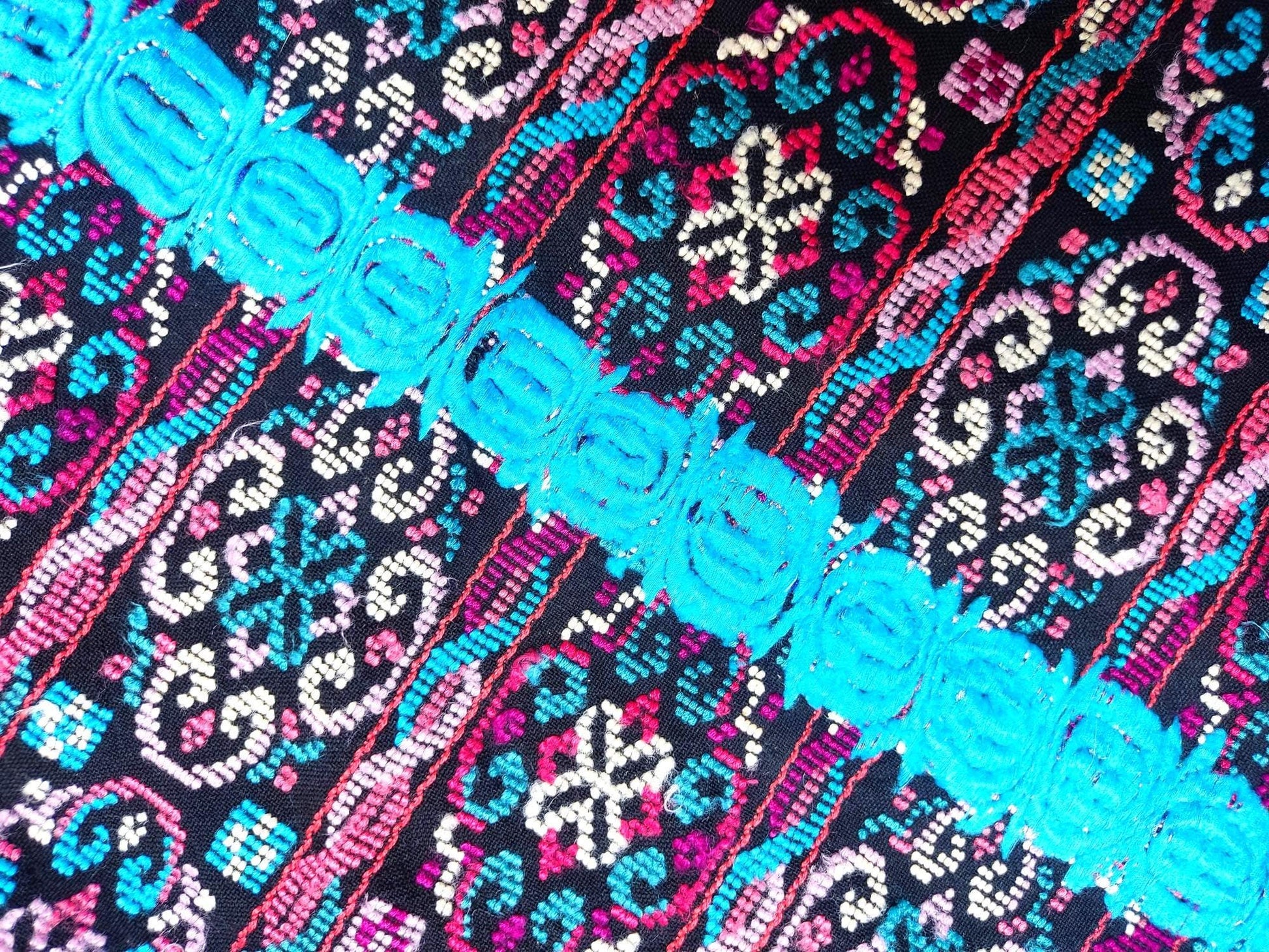 Unique Guatemala Handmade WEAVED Cotton multicolor ZUNIL Corte -Fabric per yard-