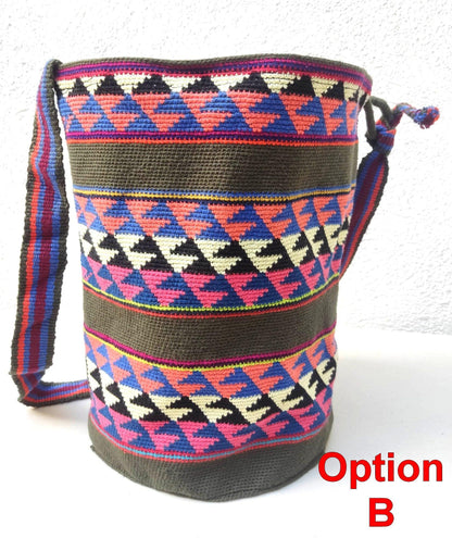 Guatemalan handmade cotton crocheted crossbody tote bag