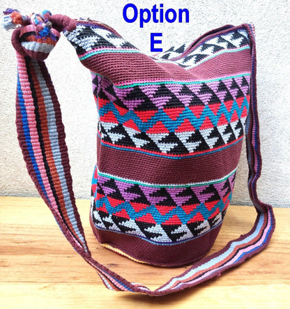 Guatemalan handmade cotton crocheted crossbody tote bag
