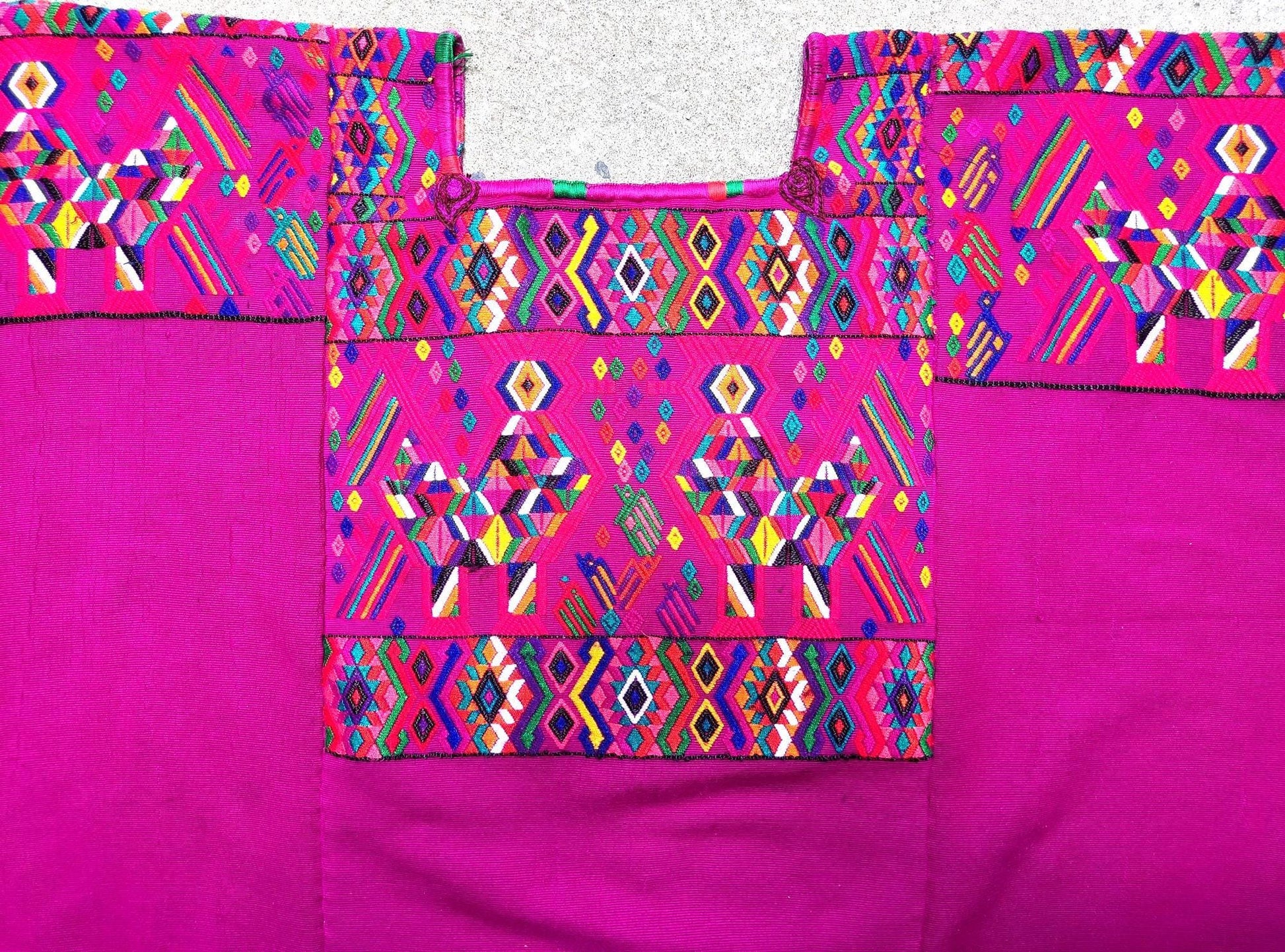 Vintage Unique Guatemala Handmade Weaved MAGENTO Cotton Huipil &quot;Mayan Chichi ROOSTERS&quot;