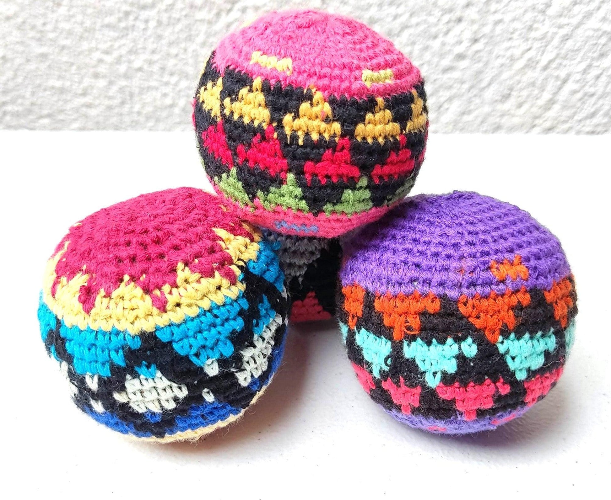 Mandmade Cotton Hacky Sacks, Multicolor Crocheted Juggling Balls with Storage Bag, 2.4 Inch, 35g, Pack of 4