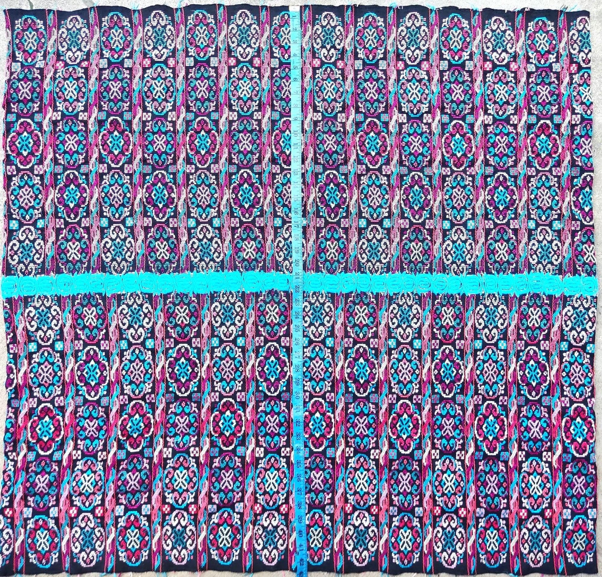 Unique Guatemala Handmade WEAVED Cotton multicolor ZUNIL Corte -Fabric per yard-