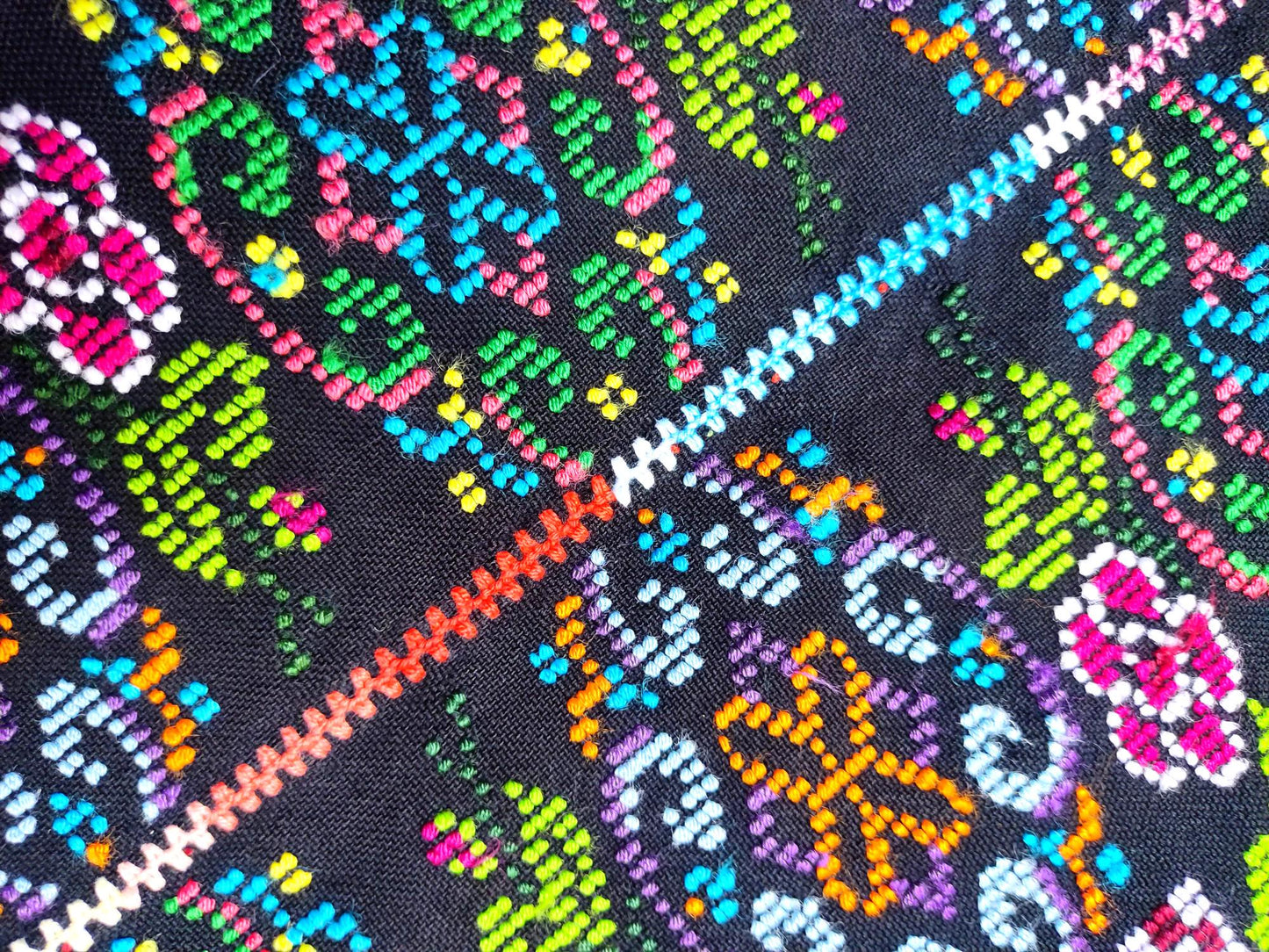 Unique Guatemala Handmade WEAVED Cotton multicolor ZUNIL Corte -Fabric per yard-