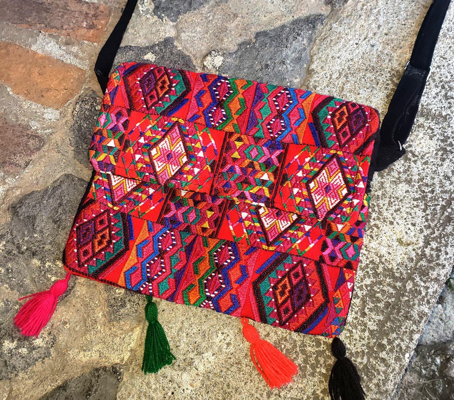 Guatemalan Huipil Crossbody PURSE, Handcrafted Upcycled Traditional Fabric, CHICHICASTENANGO Purse
