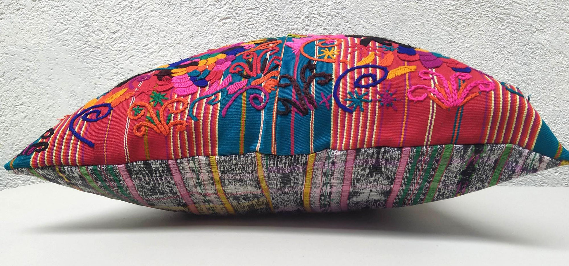 Guatemalan Hand-Embroidery Pillow, Green FUCHSIA COVER 18x18, Birds Embroidered case