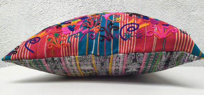 Guatemalan Hand-Embroidery Pillow, Green FUCHSIA COVER 18x18, Birds Embroidered case
