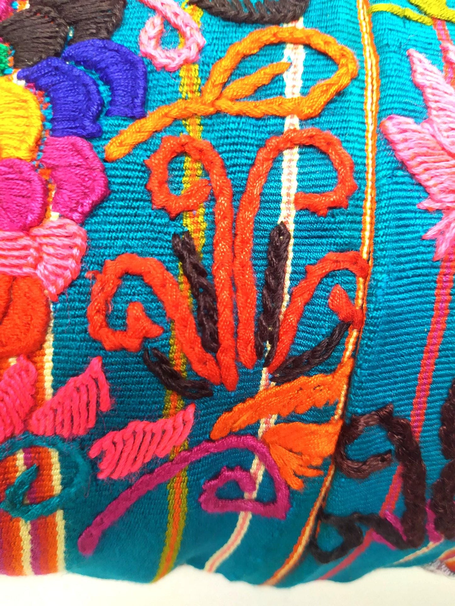 Guatemalan Hand-Embroidery Pillow, Green FUCHSIA COVER 18x18, Birds Embroidered case