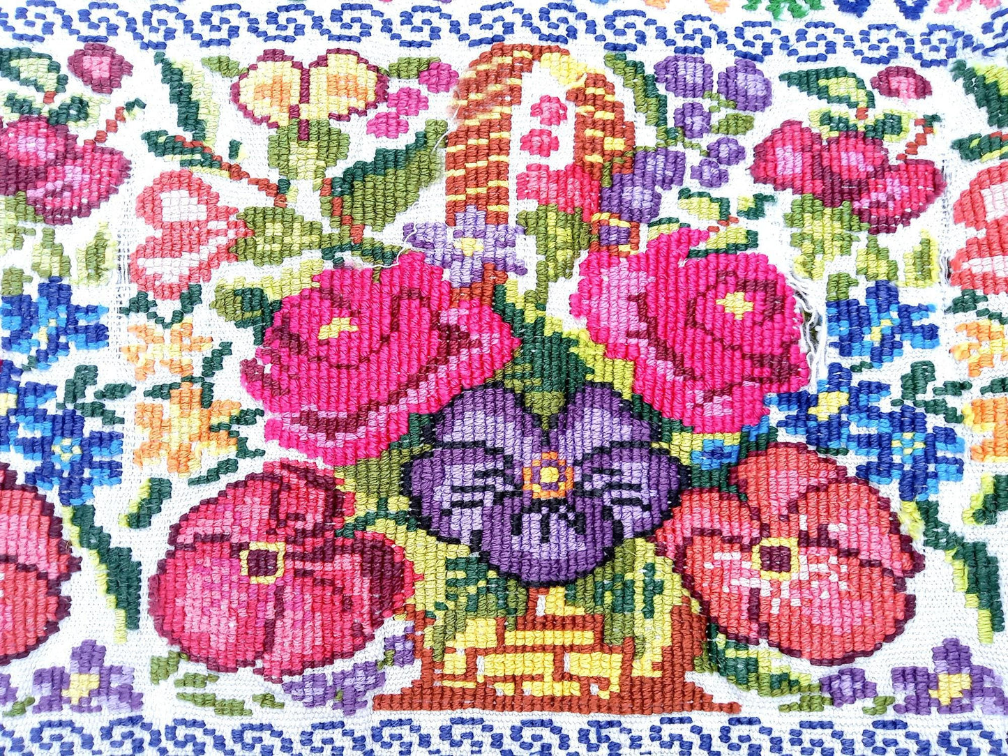 Unique Handmade Weaved WHITE Cotton Huipil, "Mayan Floral and BIRDS" Style, TECPAN Tunique