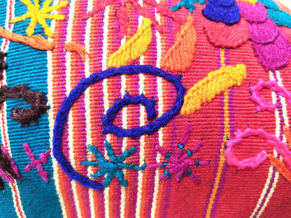 Guatemalan Hand-Embroidery Pillow, Green FUCHSIA COVER 18x18, Birds Embroidered case