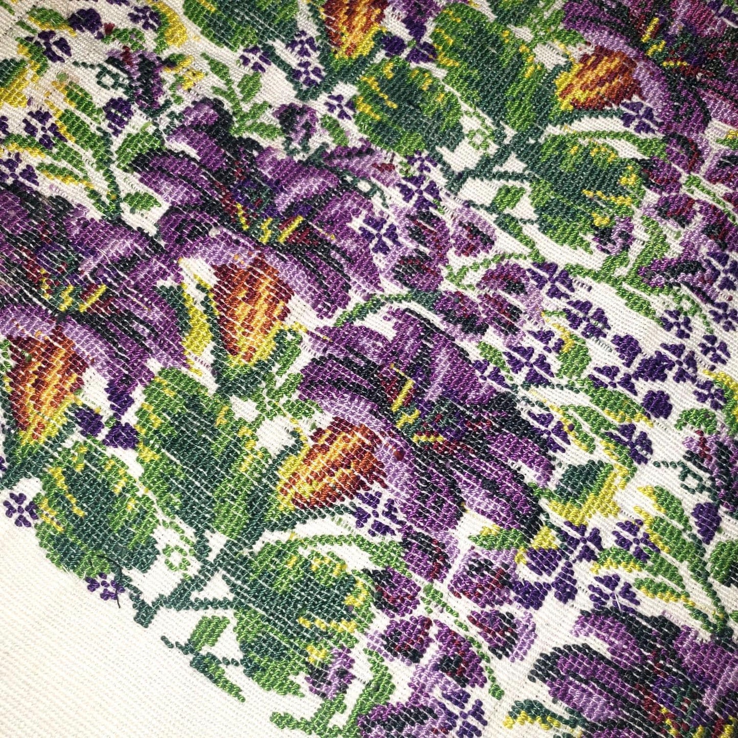 Handmade Weaved WHITE Cotton Huipil, "Mayan Floral" Style, TECPAN Tunique