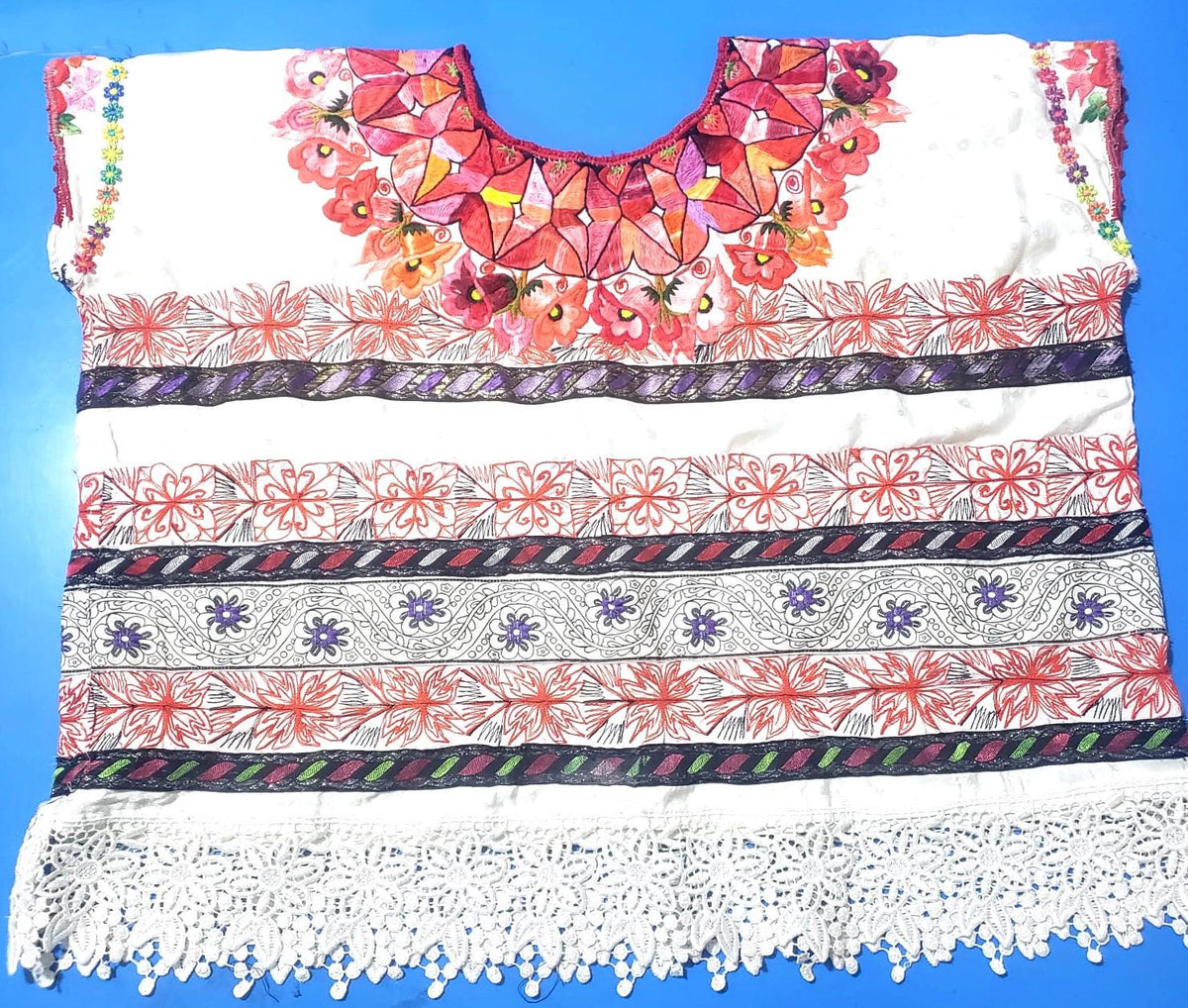 Vintage Guatemalan unique handmade weaved - AGUACATAN Huipil BLOUSE-