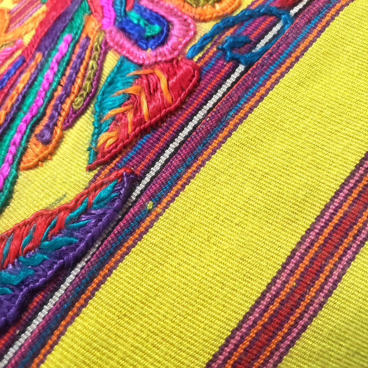 Guatemalan Hand-Embroidery Pillow, Green FUCHSIA COVER 18x18, Birds Embroidered case