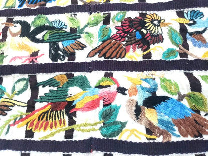 Handmade White EMBROIDERED Guatemalan Santiago Atitlan COTTON WALL "Mayan Bird Family" Tapestry