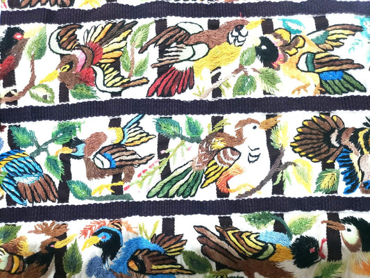 Handmade White EMBROIDERED Guatemalan Santiago Atitlan COTTON WALL "Mayan Bird Family" Tapestry