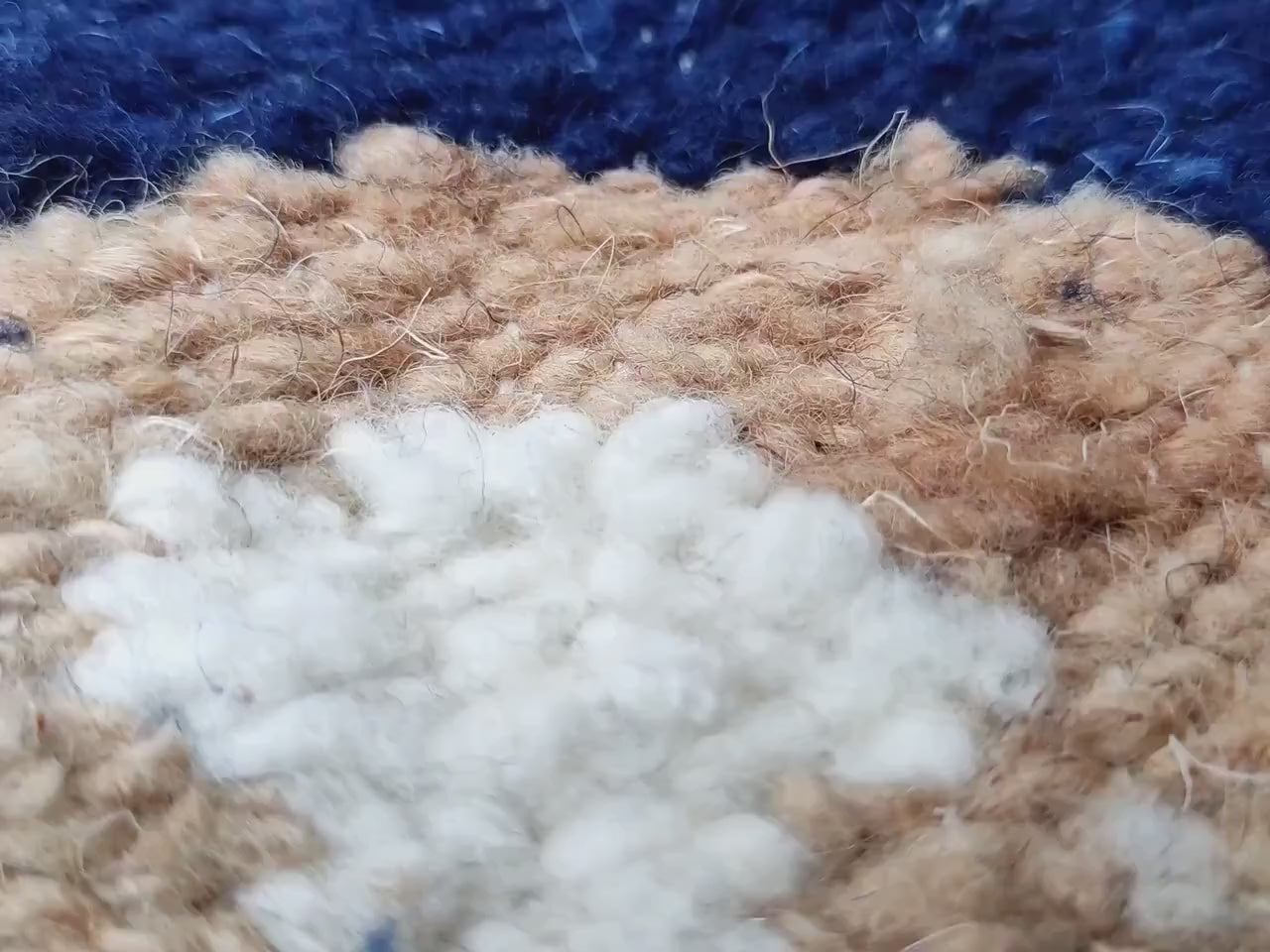 Handwoven WOOL RUG made in MOMOSTENANGO Guatemala / Geometric pattern